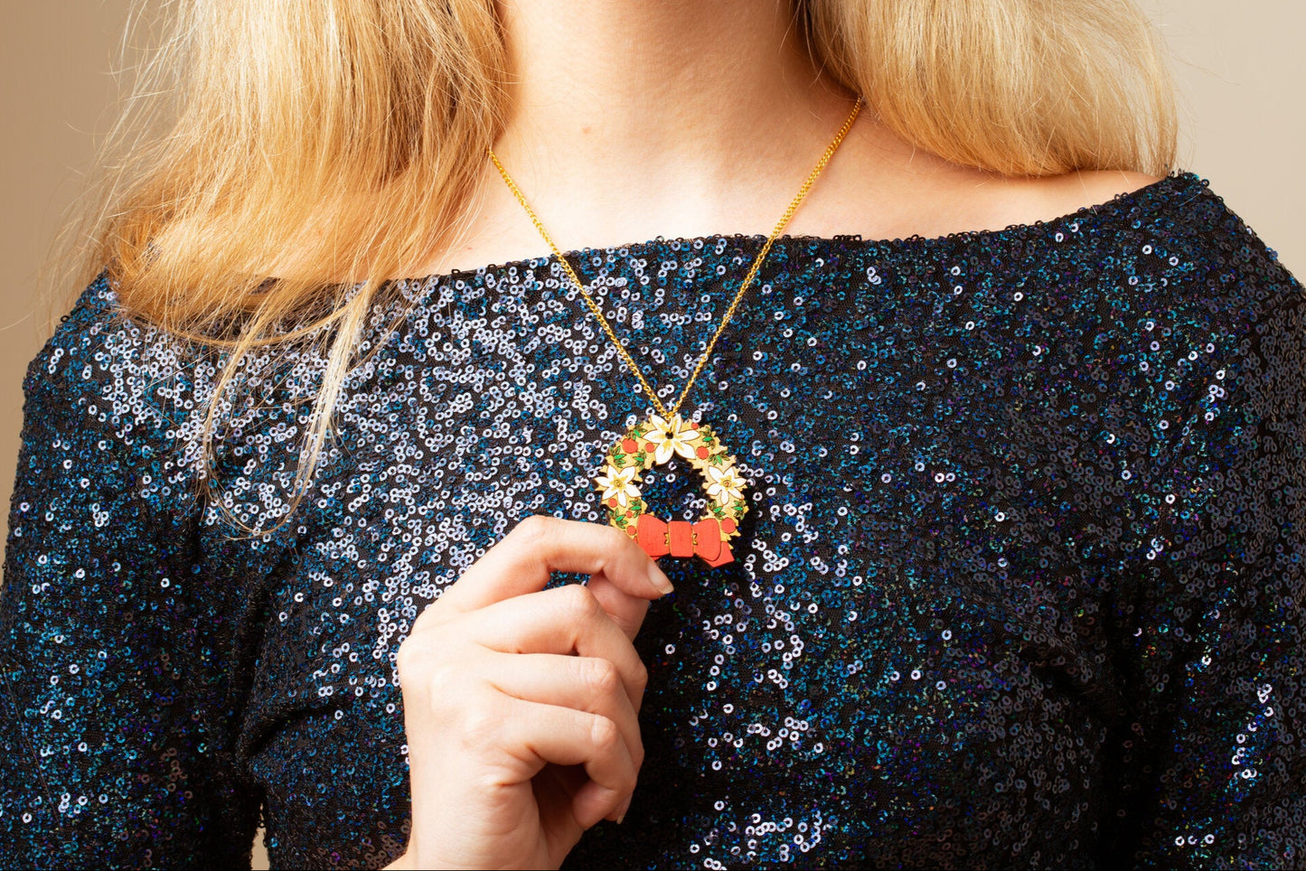 Christmas wreath necklace