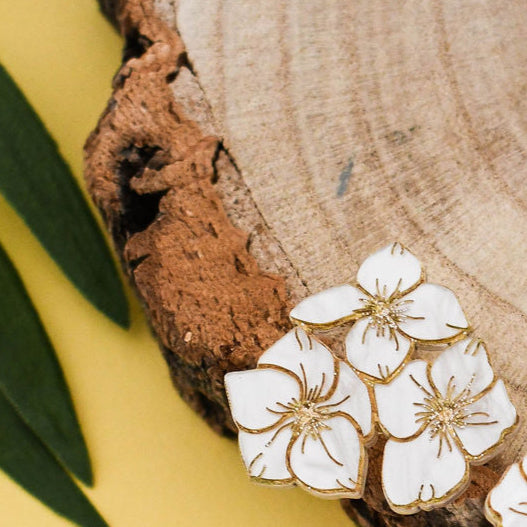 Hydranga Pin Brooch