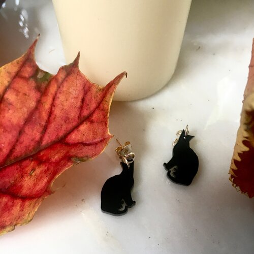 Salem black cat earrings