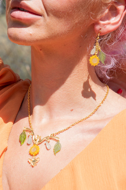 Sunflower & Honeybee Necklace