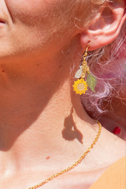 Sunflower & Honeybee Earrings