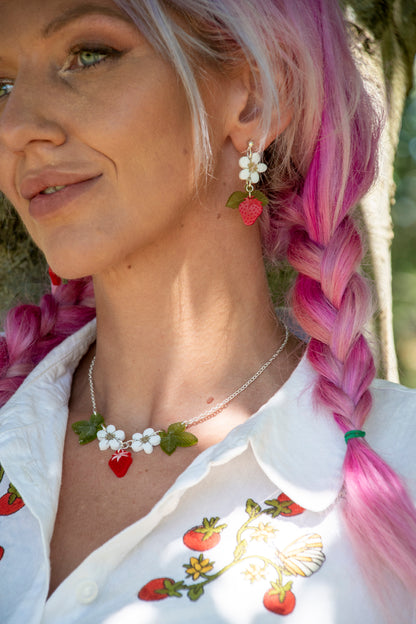 STRAWBERRY DROP EARRINGS