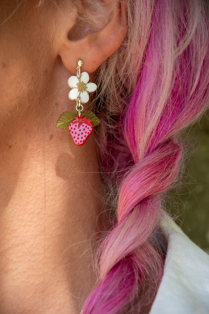 STRAWBERRY DROP EARRINGS