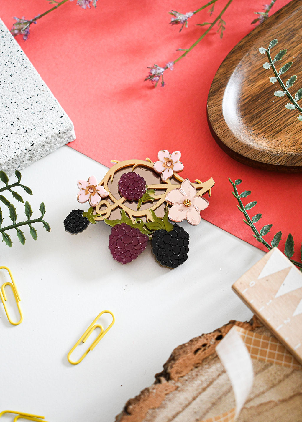 BRAMBLE BROOCH