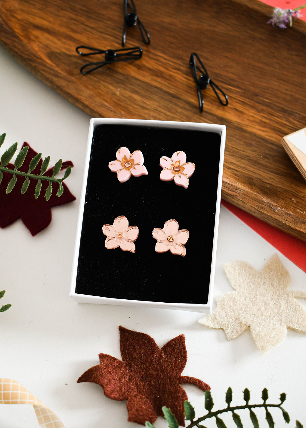 BRAMBLE STUD EARRINGS