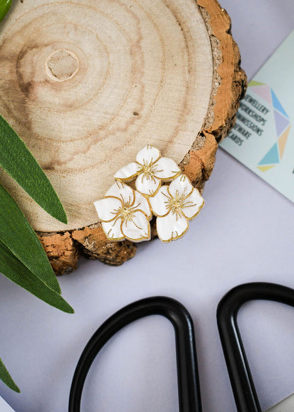 Hydranga Pin Brooch
