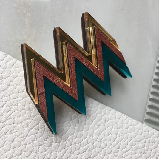 Decobrooch