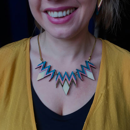 Deco statement necklace