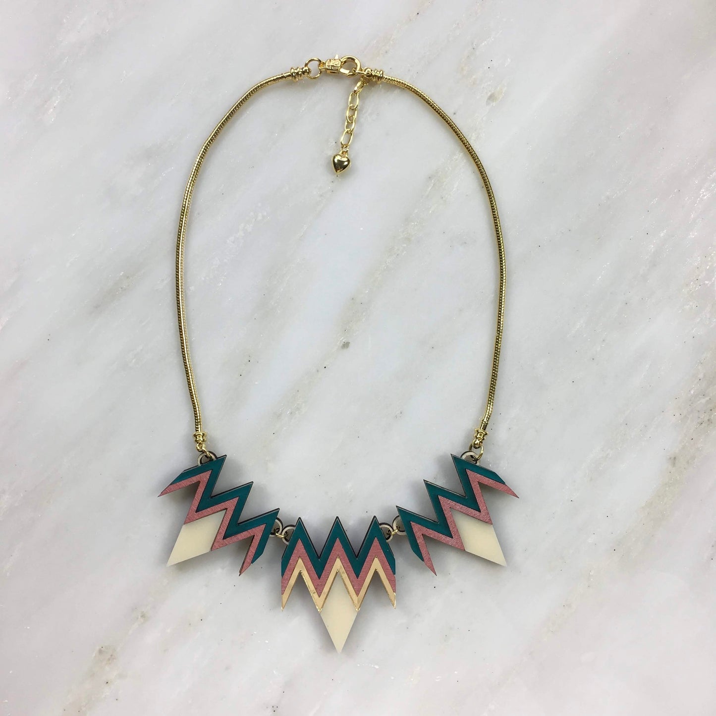 Deco statement necklace