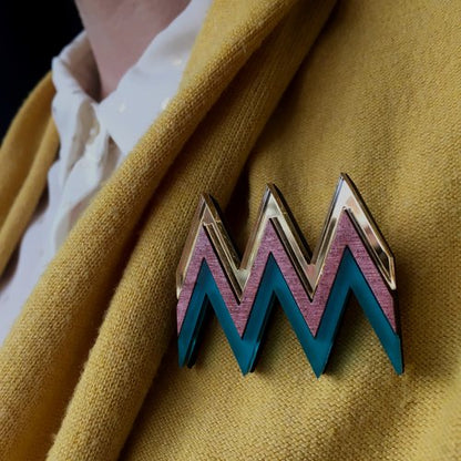 Decobrooch