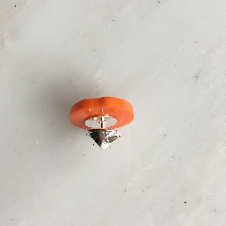 St Clements oranges or lemons pin badge