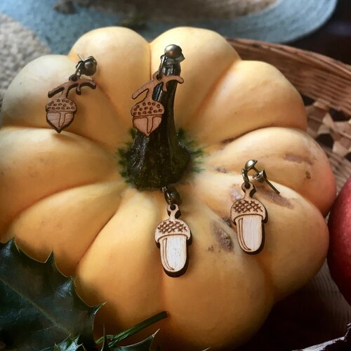 Acorn earrings