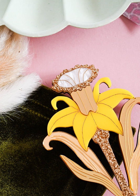 Nouveau Narcissus Brooch