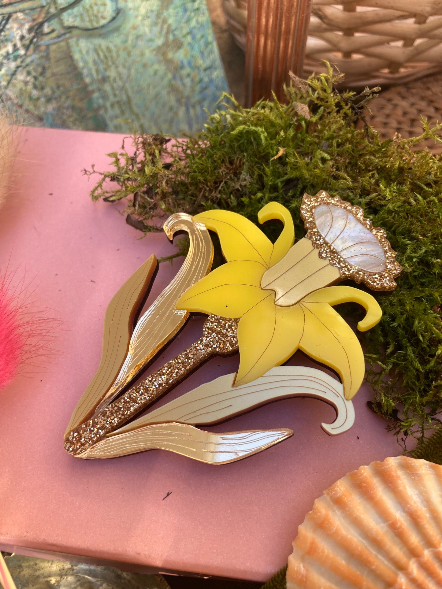 Nouveau Narcissus Brooch