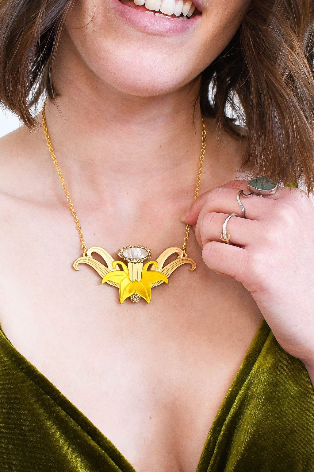 Nouveau Narcissus Necklace