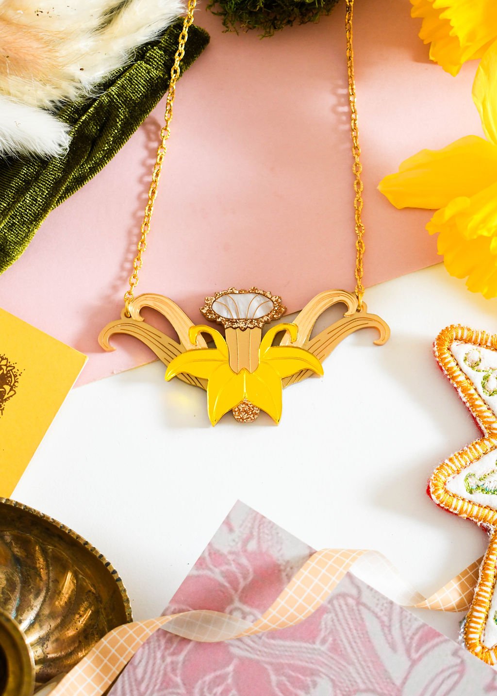 Nouveau Narcissus Necklace