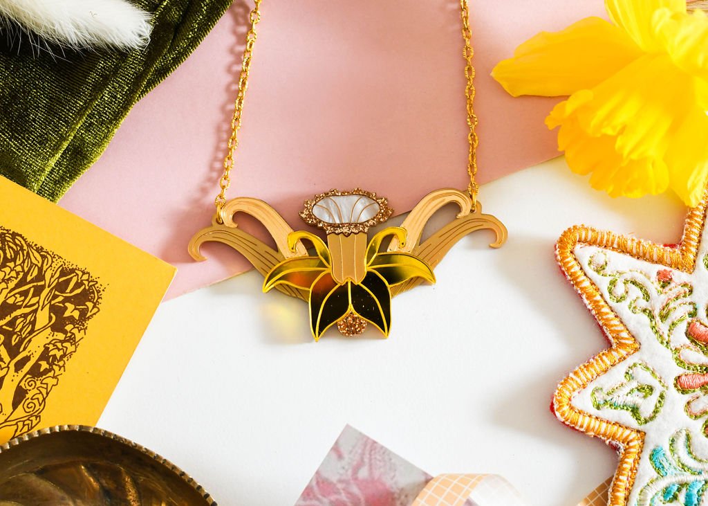 Nouveau Narcissus Necklace