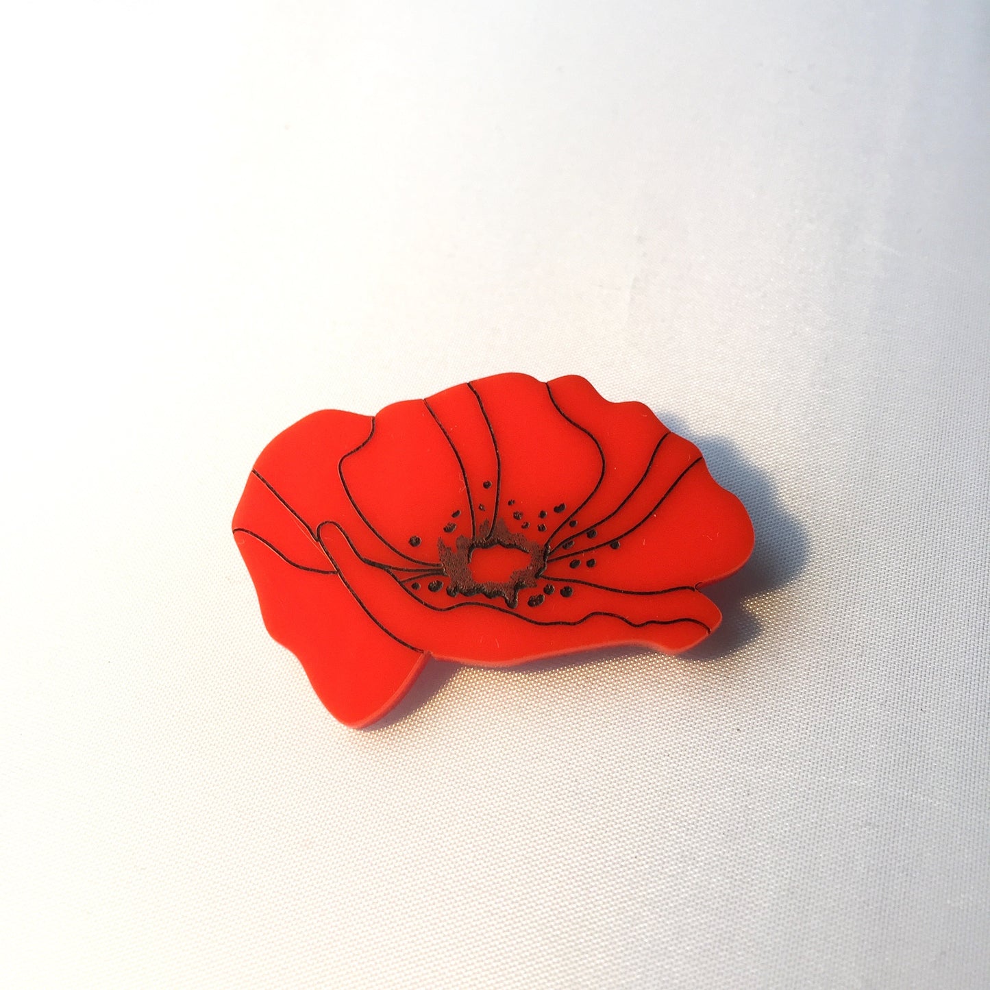 Red poppy brooch
