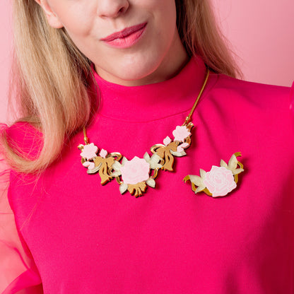 Roses & Ribbons necklace