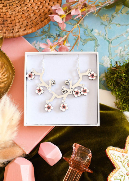 Spring blossom necklace