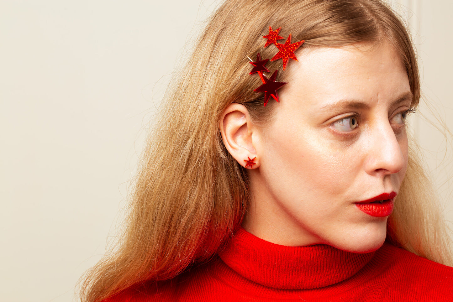 Star stud earrings