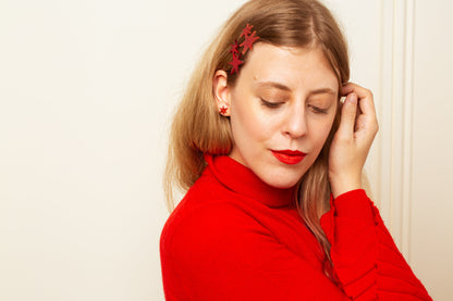 Star stud earrings