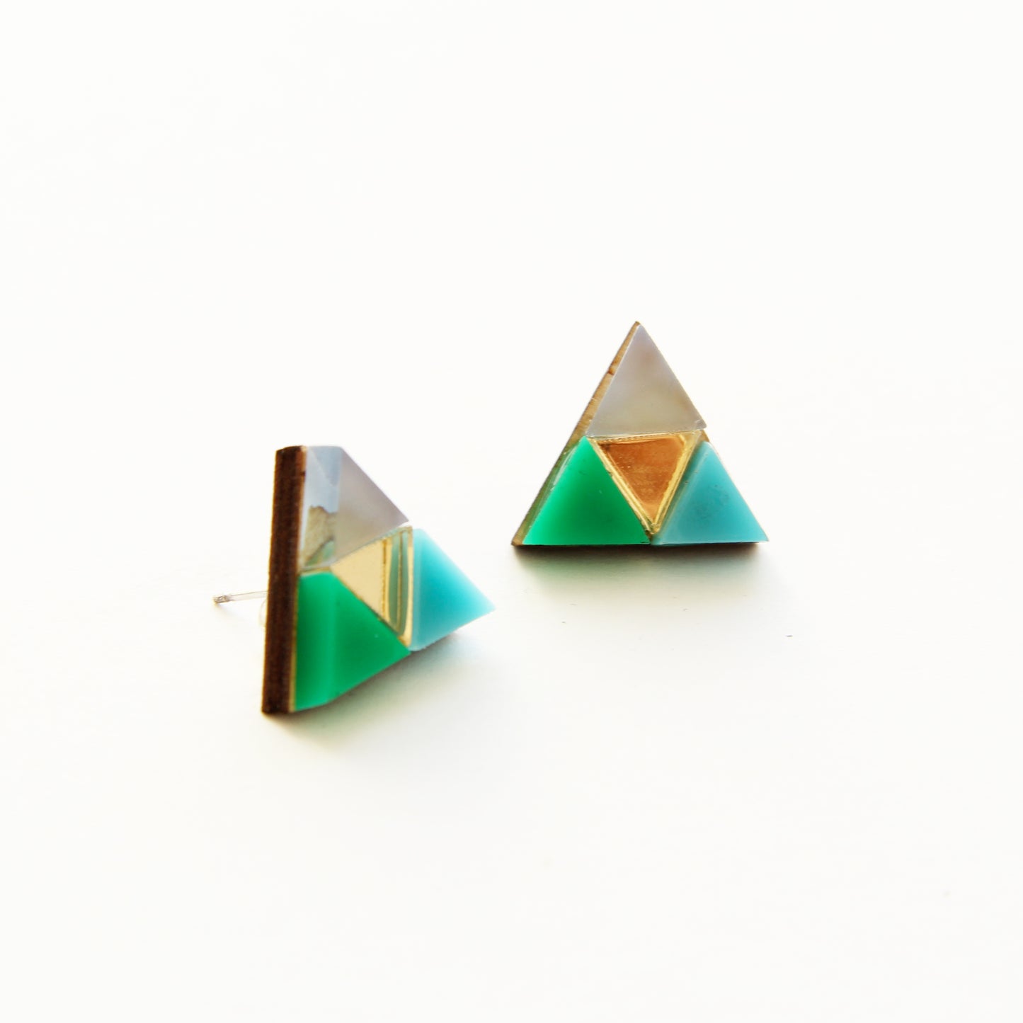 Zelda stud earrings