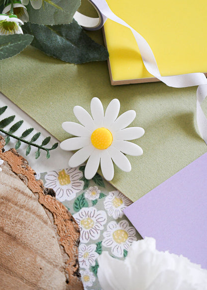 Big Daisy Brooch