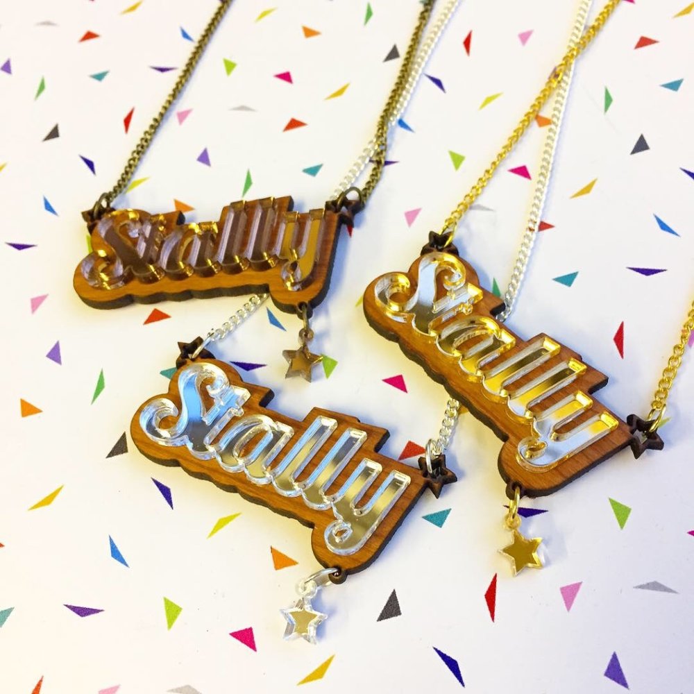Create your own custom necklace ✨