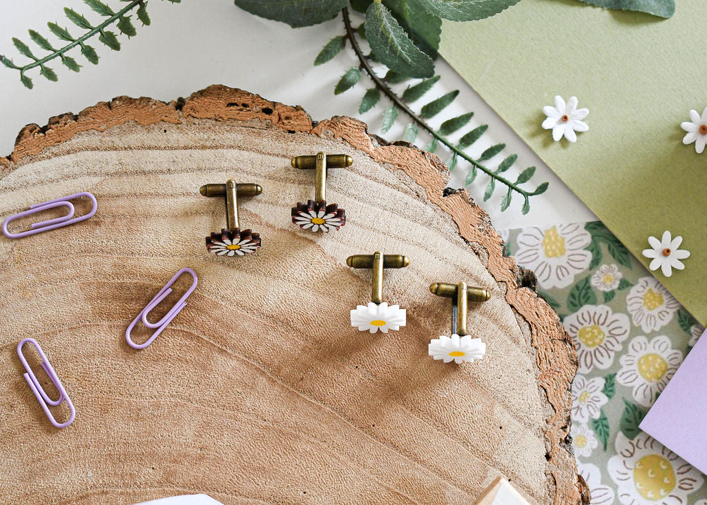Dainty Daisy Cufflinks